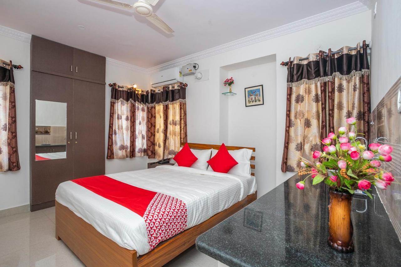Oyo 27839 Manyata Residency Hotell Bangalore Exteriör bild
